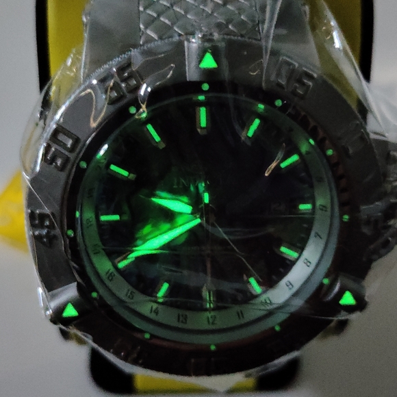 Invicta NWT 50mm Subaqua Noma III Swiss Movement Abalone Dial Watch - Picture 8 of 10